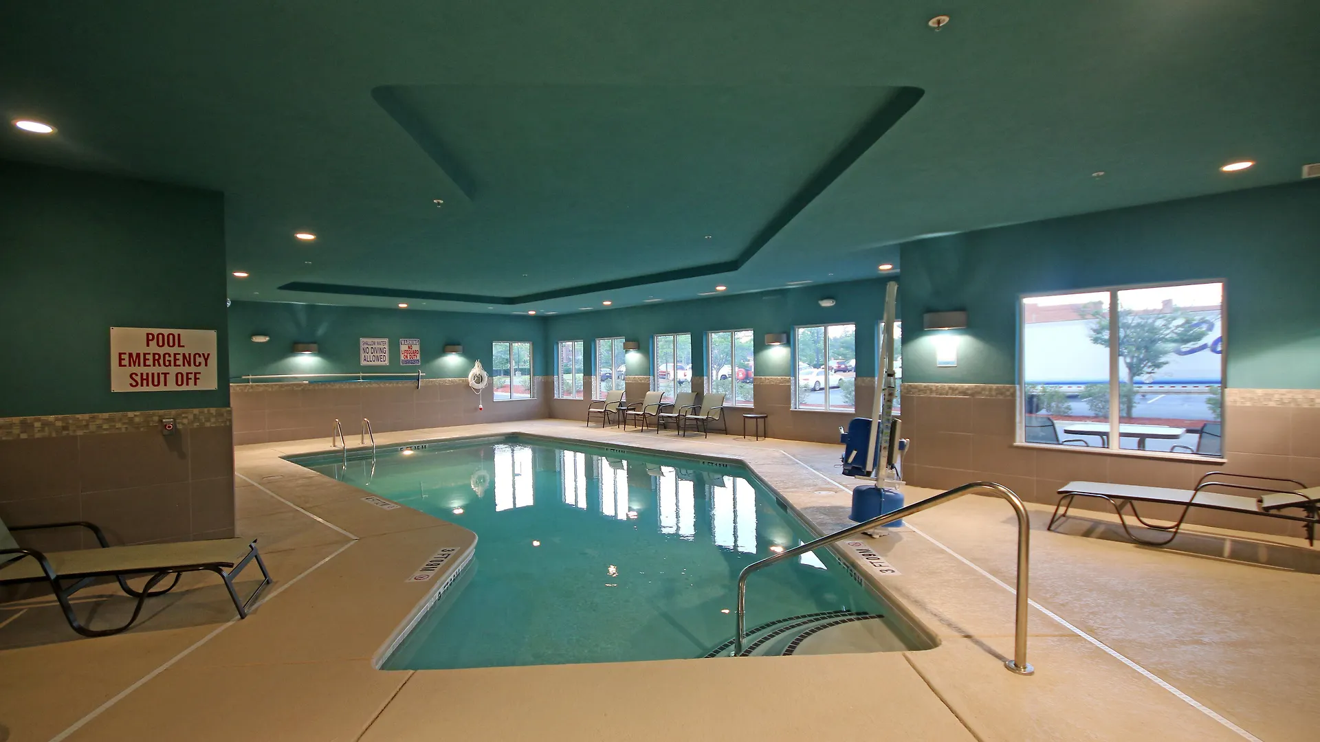 *** Hotel Holiday Inn Express & Suites Charlotte North By Ihg Stany Zjednoczone Ameryki